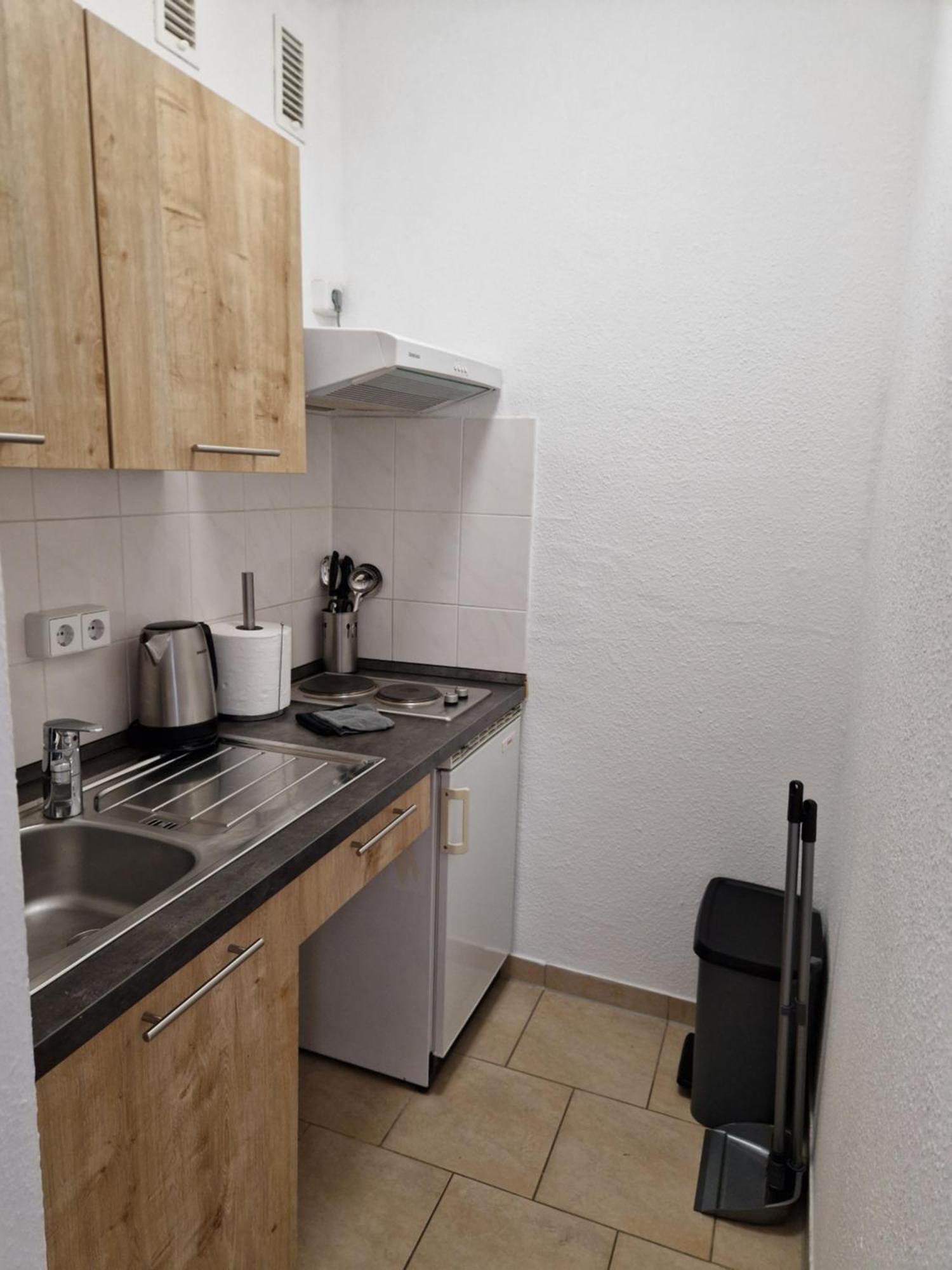 Zentrale Und Komfortable Wohnung Lipsia Esterno foto