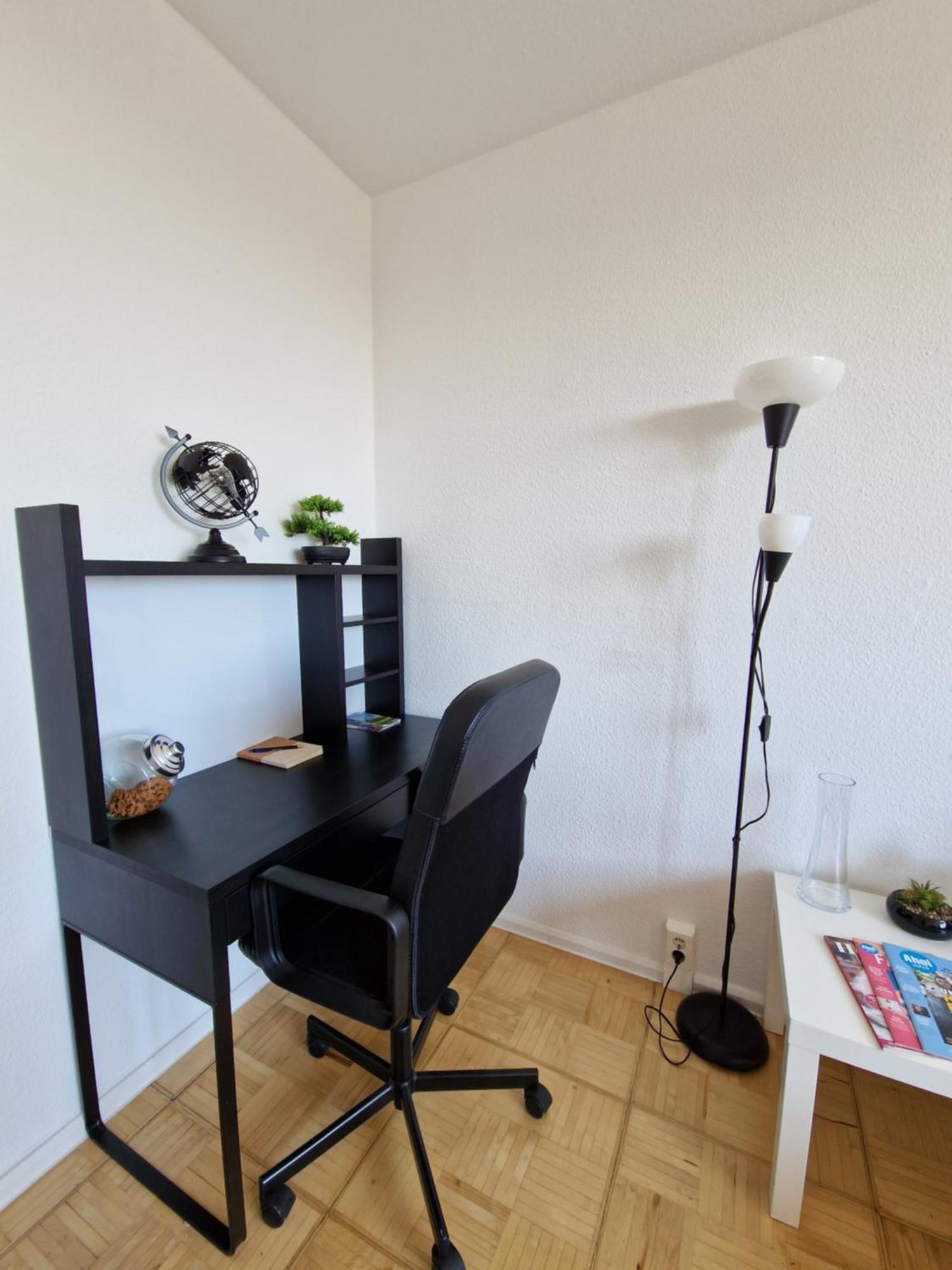 Zentrale Und Komfortable Wohnung Lipsia Esterno foto