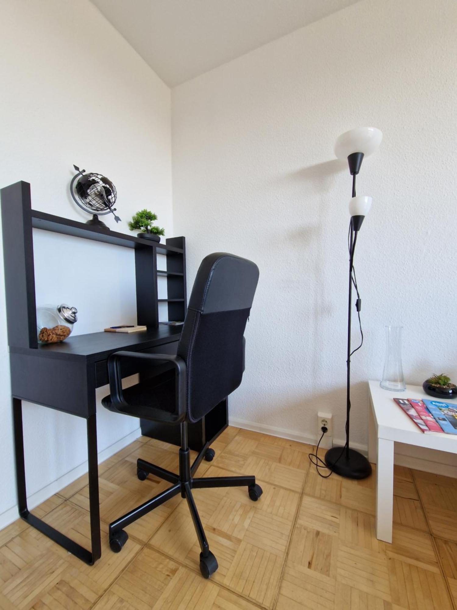 Zentrale Und Komfortable Wohnung Lipsia Esterno foto